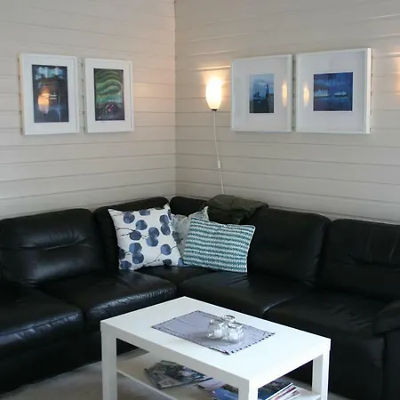 Tinabua Rorbu Lofoten *